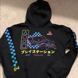EUC Black Hooded Nintendo Sweatshirt Size Small